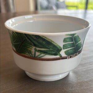 Tropical Leaf Design Bowl
